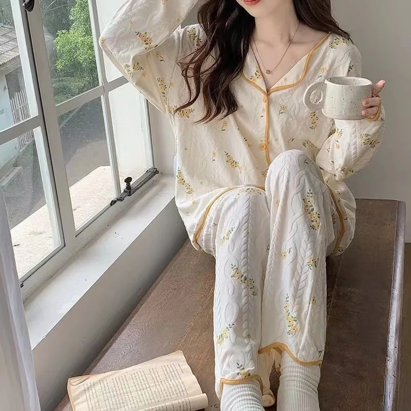 Дамска пижама комплект пролетни и есенни модели с дълъг ръкав ревер бродерия плътен цвят домашно облекло може да се носи навън Изображение 2