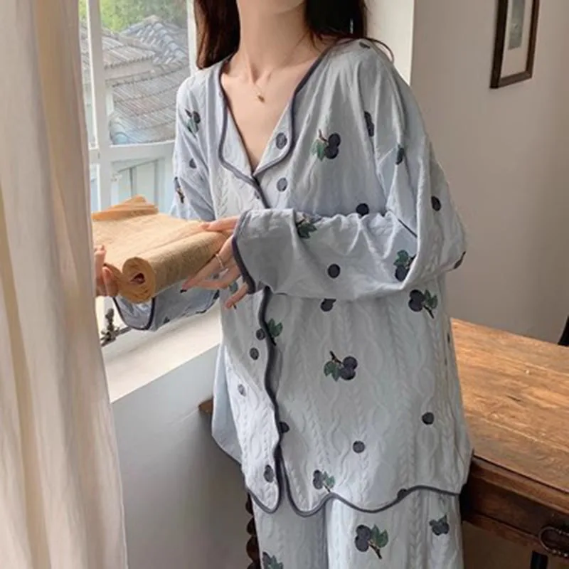 Дамска пижама комплект пролетни и есенни модели с дълъг ръкав ревер бродерия плътен цвят домашно облекло може да се носи навън Изображение 3