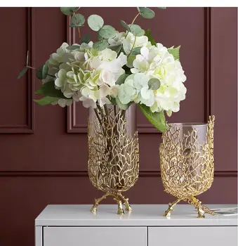 Gold Hollow Coral Vase Прозрачна стъклена ваза Орнамент Метална стойка Всекидневна Хидропонна цветна аранжировка Декорация на дома