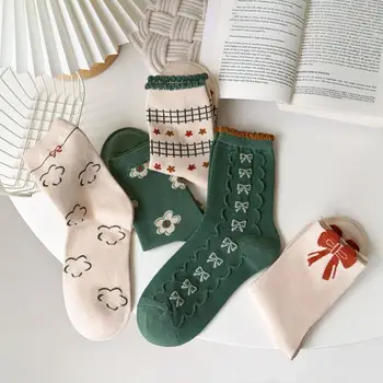 Чорапи Жени Зимни Висококачествени пенирани памук Средна тръба Женски чорапи за свободното време Lolita Сладурана Kawaii Streetwear Harajuku къс чорап